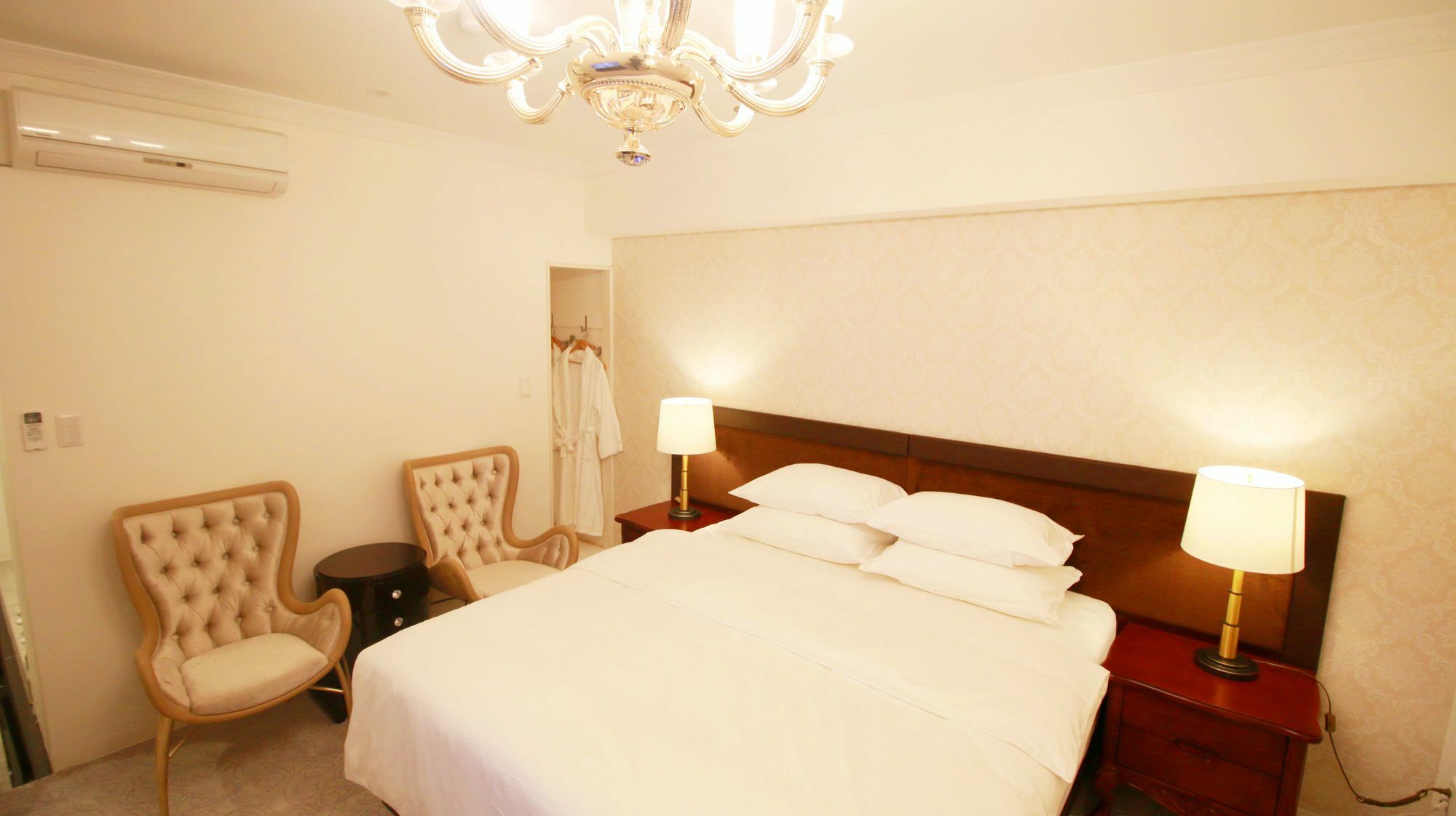 หิมาลัย คลาวด์ โฮเต็ล Hotel โตเกียว ภายนอก รูปภาพ